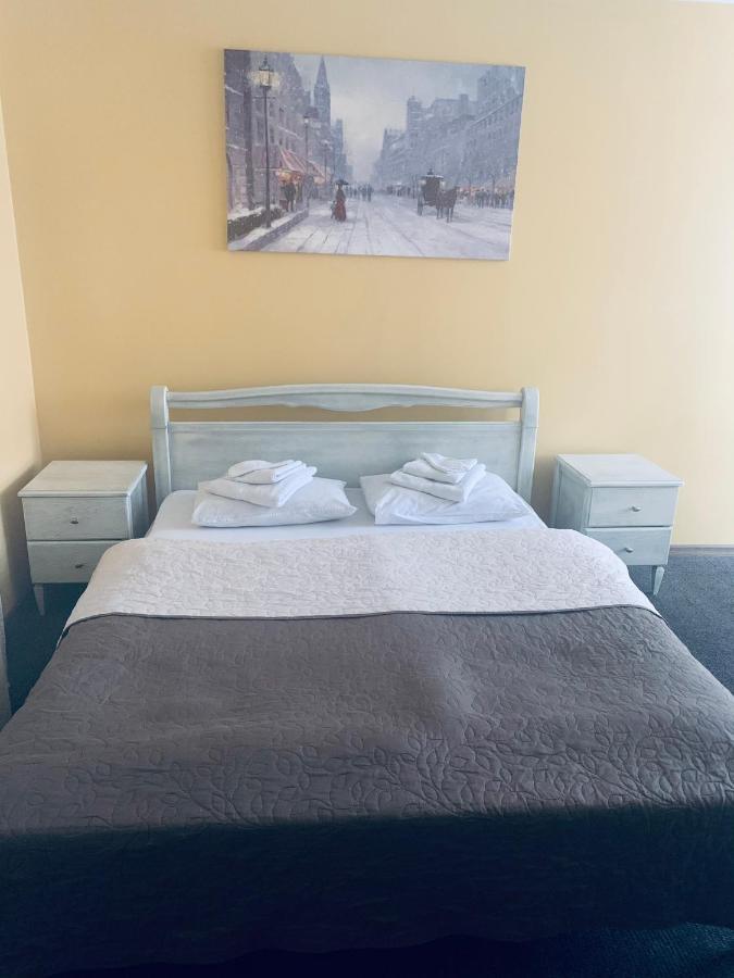 Euro Hotel Hostel Ковель Экстерьер фото